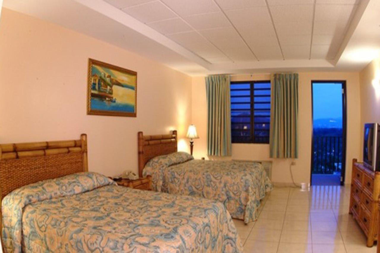Fajardo Inn Bagian luar foto