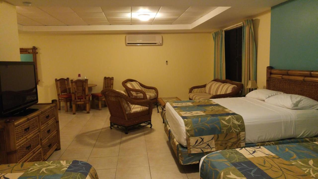 Fajardo Inn Bagian luar foto