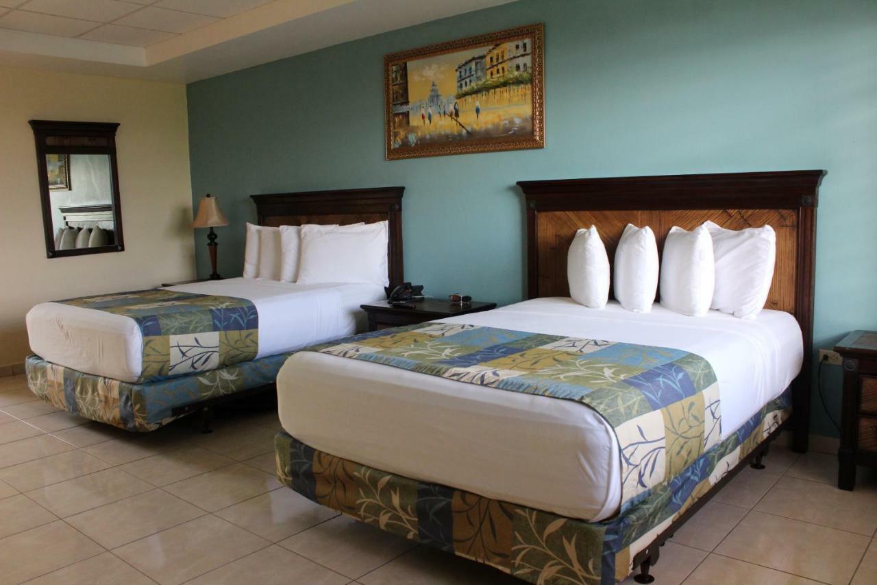 Fajardo Inn Bagian luar foto